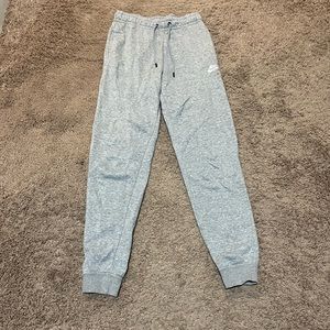 light gray nike sweatpants xs